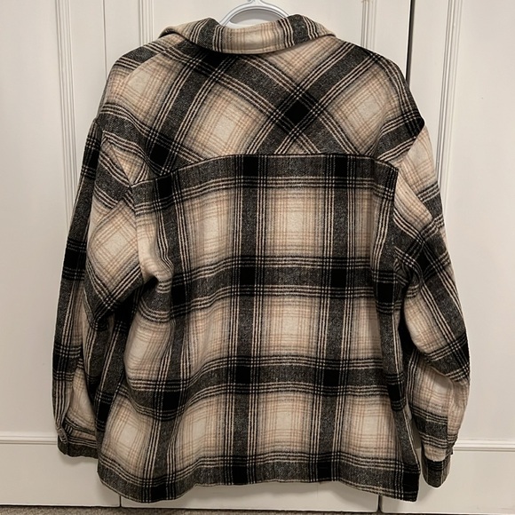 Plaid shacket - Picture 5 of 5